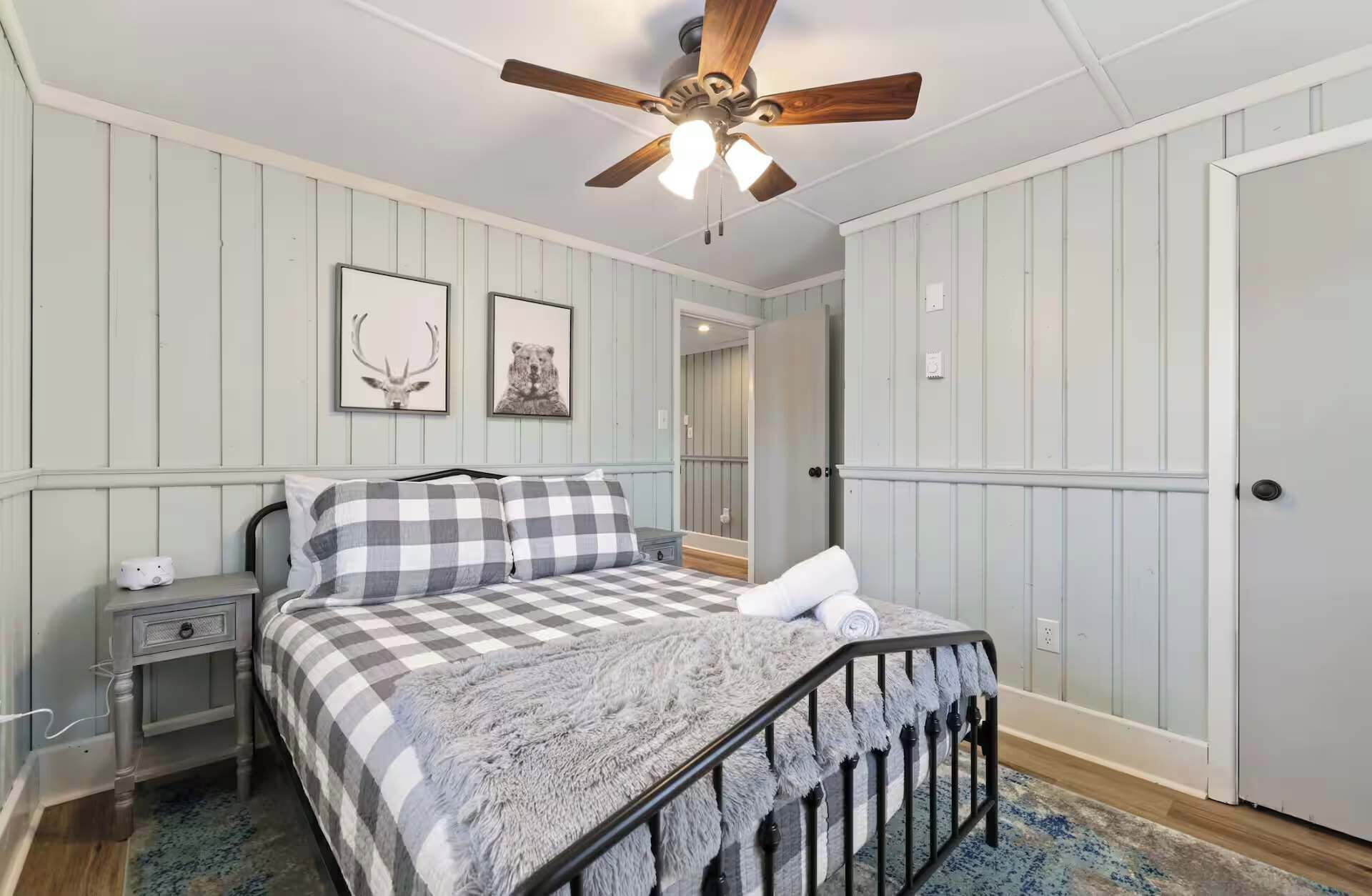 3 chambres, lit parapluie, Wi-Fi, draps fournis