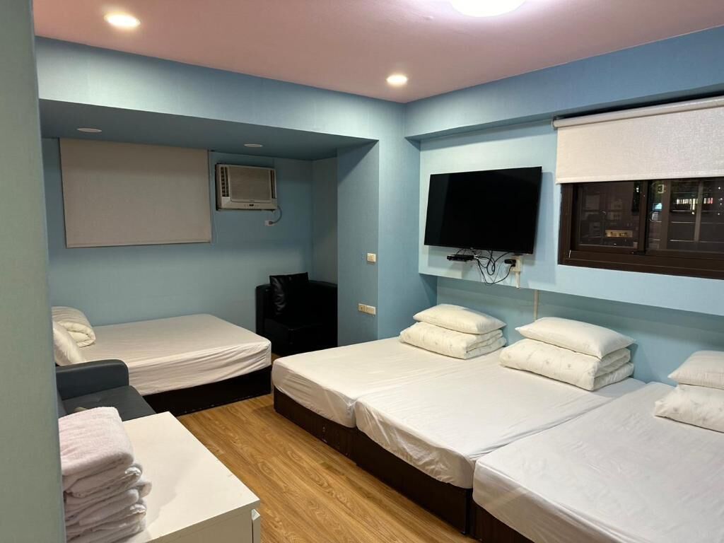 Basic Studio, Patio, City View