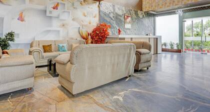 Deluxe Palette Bareilly Bellazio Suites