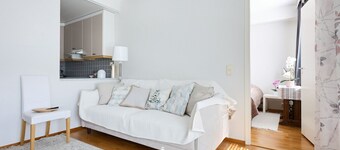 Bright 1BR Apt in Central Raisio | Balcony & Sauna