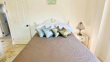 3 Schlafzimmer, Bügeleisen/Bügelbrett, Internetzugang, Bettwäsche