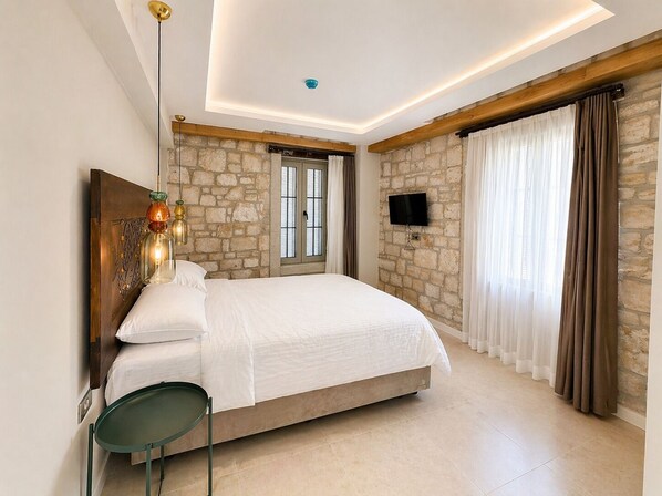 Standard Room | Free WiFi