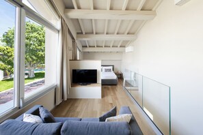 Appartamento, vista giardino | Living area - Casa Cordigero - Adults Only (Ponti sul Mincio)