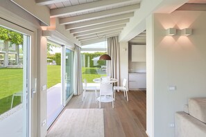 Appartamento, vista giardino | Living area - Casa Cordigero - Adults Only (Ponti sul Mincio)