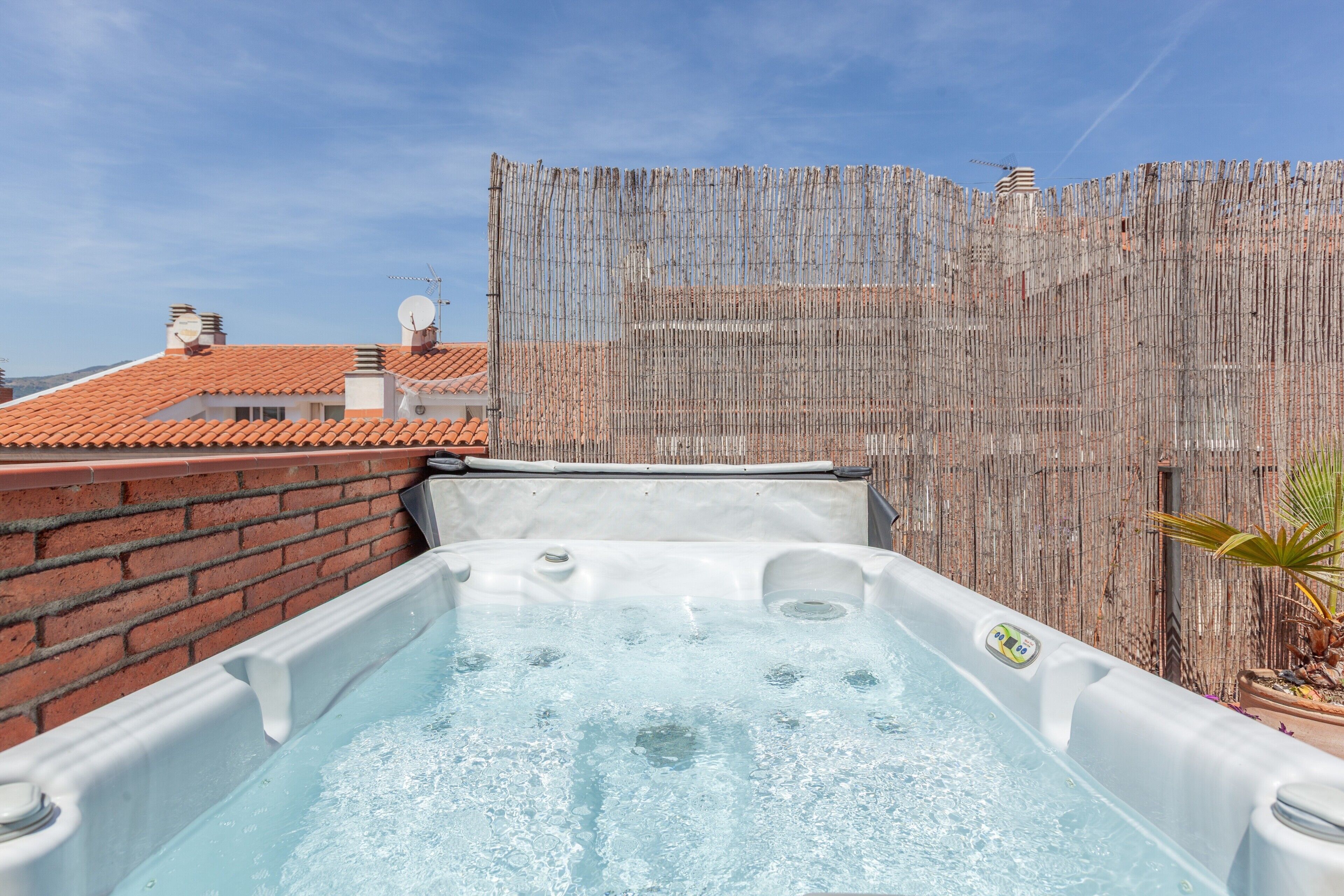 Baignoire à remous extérieure