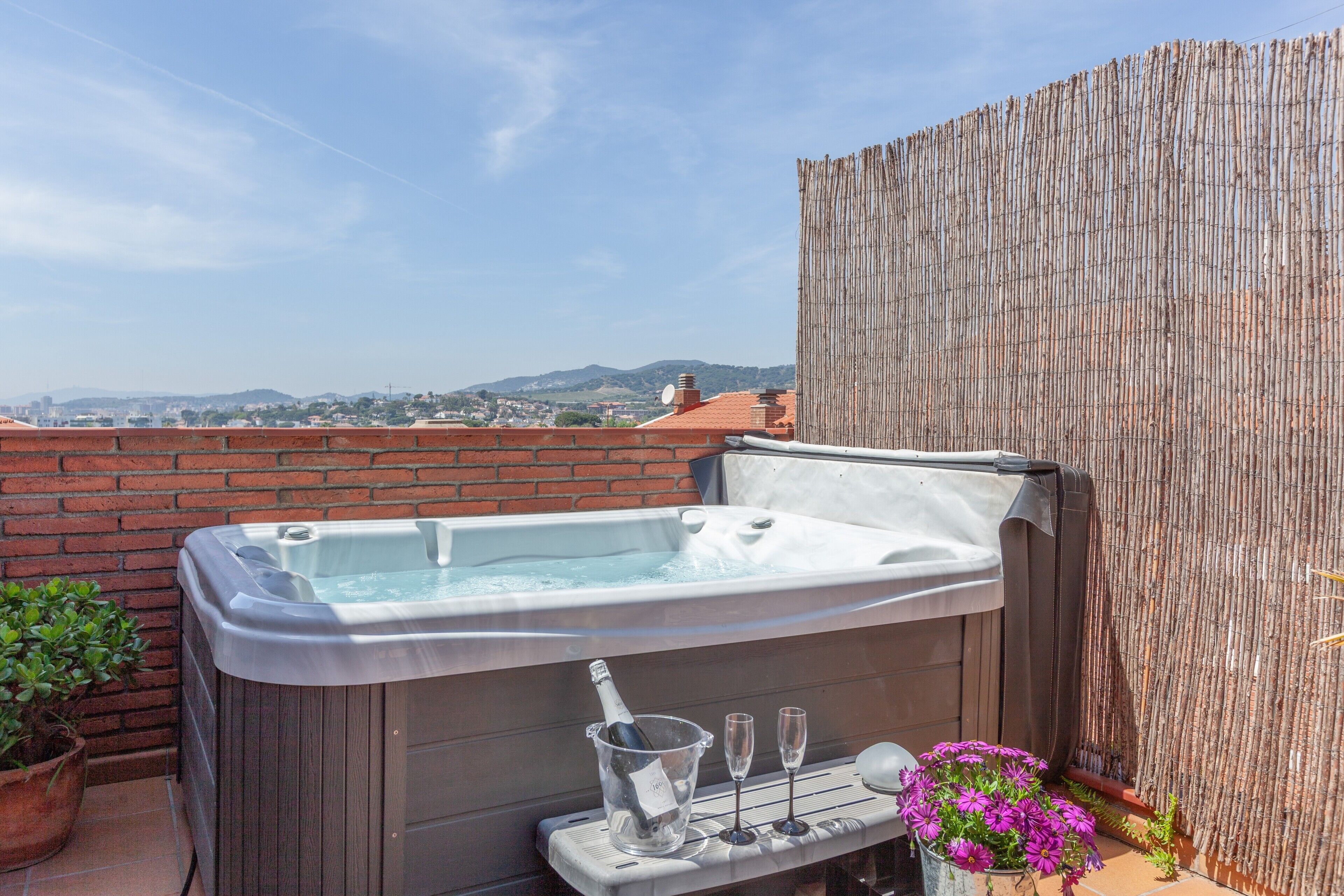 Baignoire à remous extérieure
