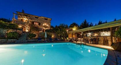 Villa Poseidon - Executive Suite In Zante w/Pool