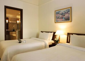 In-room safe, desk, iron/ironing board, free WiFi - Lala Suites At Berjaya Times Squere (Kuala Lumpur)