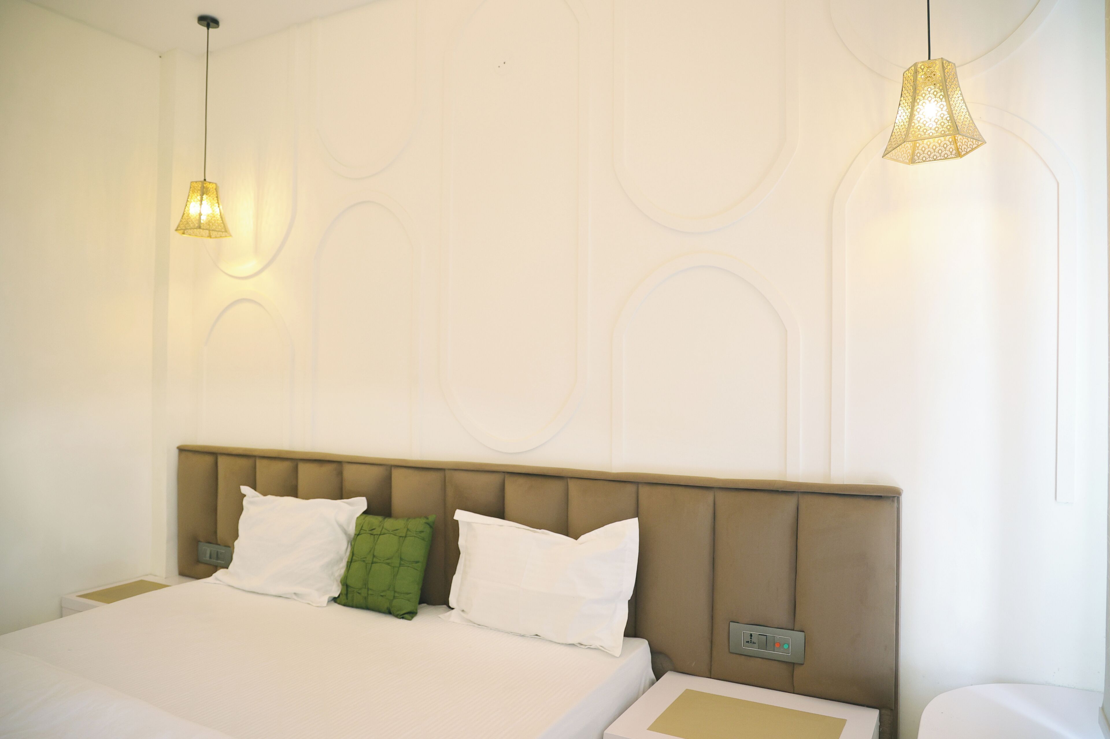 5 Schlafzimmer, Bügeleisen/Bügelbrett, WLAN, Bettwäsche
