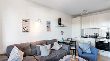 Fernseher, Stereoanlage