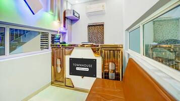 House | Reception