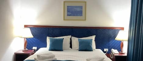 Classic Double Room | Free minibar, laptop workspace, iron/ironing board, free WiFi
