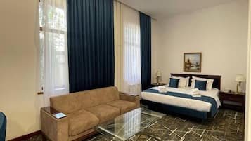 Deluxe Suite, Garden View
