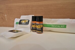 Standard Room | Bathroom amenities