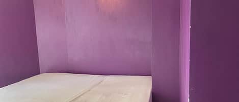3 habitaciones, tabla de planchar con plancha y wifi