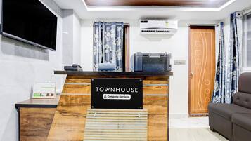 House | Reception