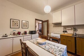 Fridge, microwave, toaster