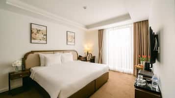Premium Double Room | Blackout drapes, iron/ironing board, free WiFi