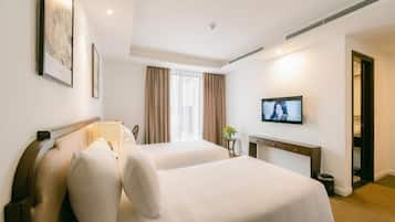 Premium Twin Room | Blackout drapes, iron/ironing board, free WiFi