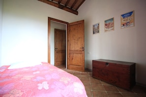 3 bedrooms, free WiFi, bed sheets, wheelchair access - House in the Chianti countryside of the Sienese hills (Toscana)