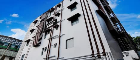 House | Bahagian luar