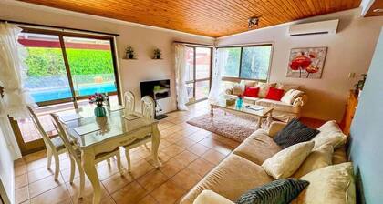 Bonhaven Deluxe King Room with private Bathroom