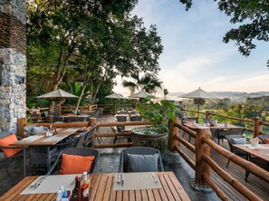 Restaurant - Katiliya Park Villas (Mae Chan)