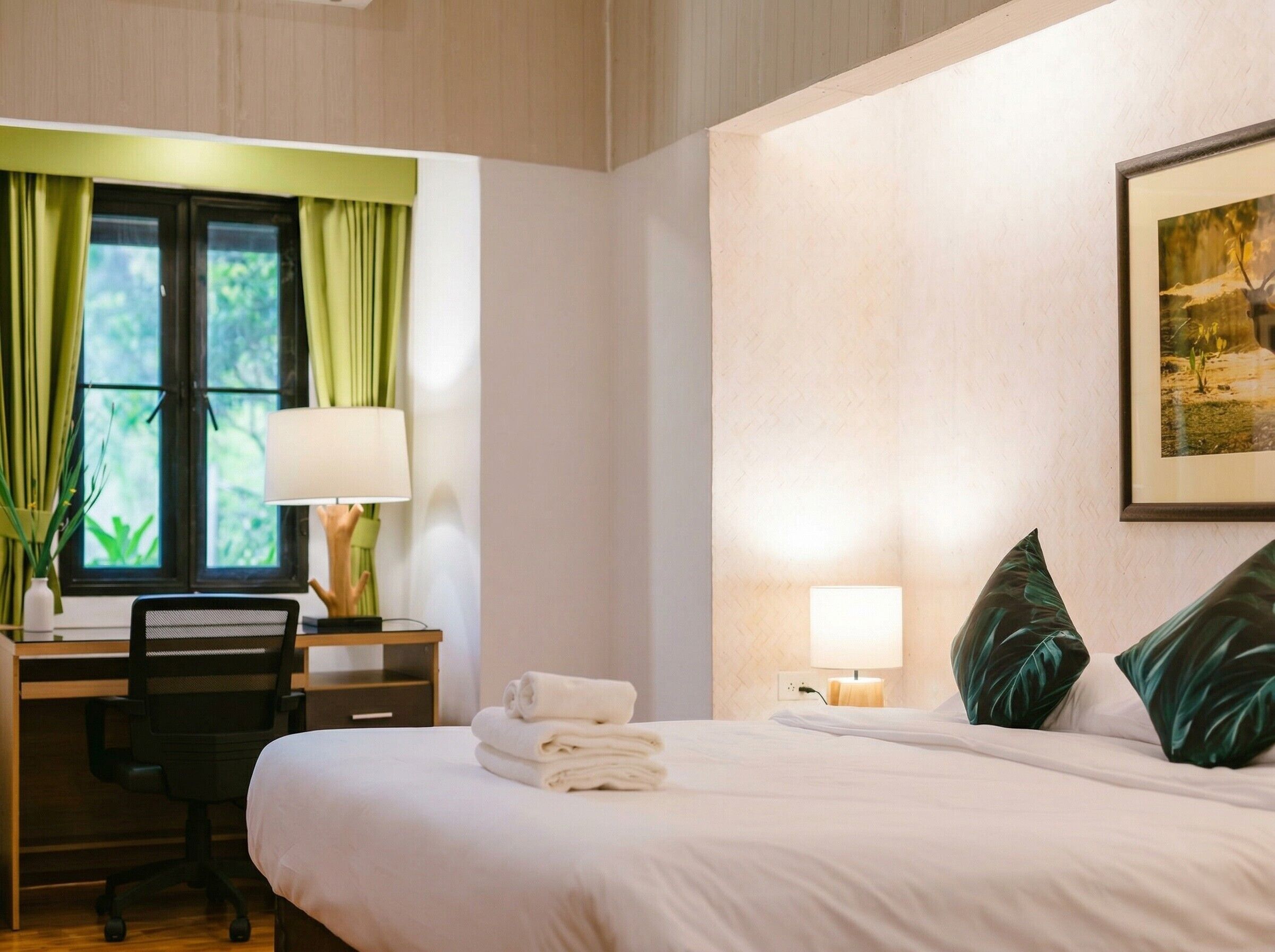 Villa familiar, 3 habitaciones | Escritorio, espacio para trabajar con laptop y cunas gratuitas 