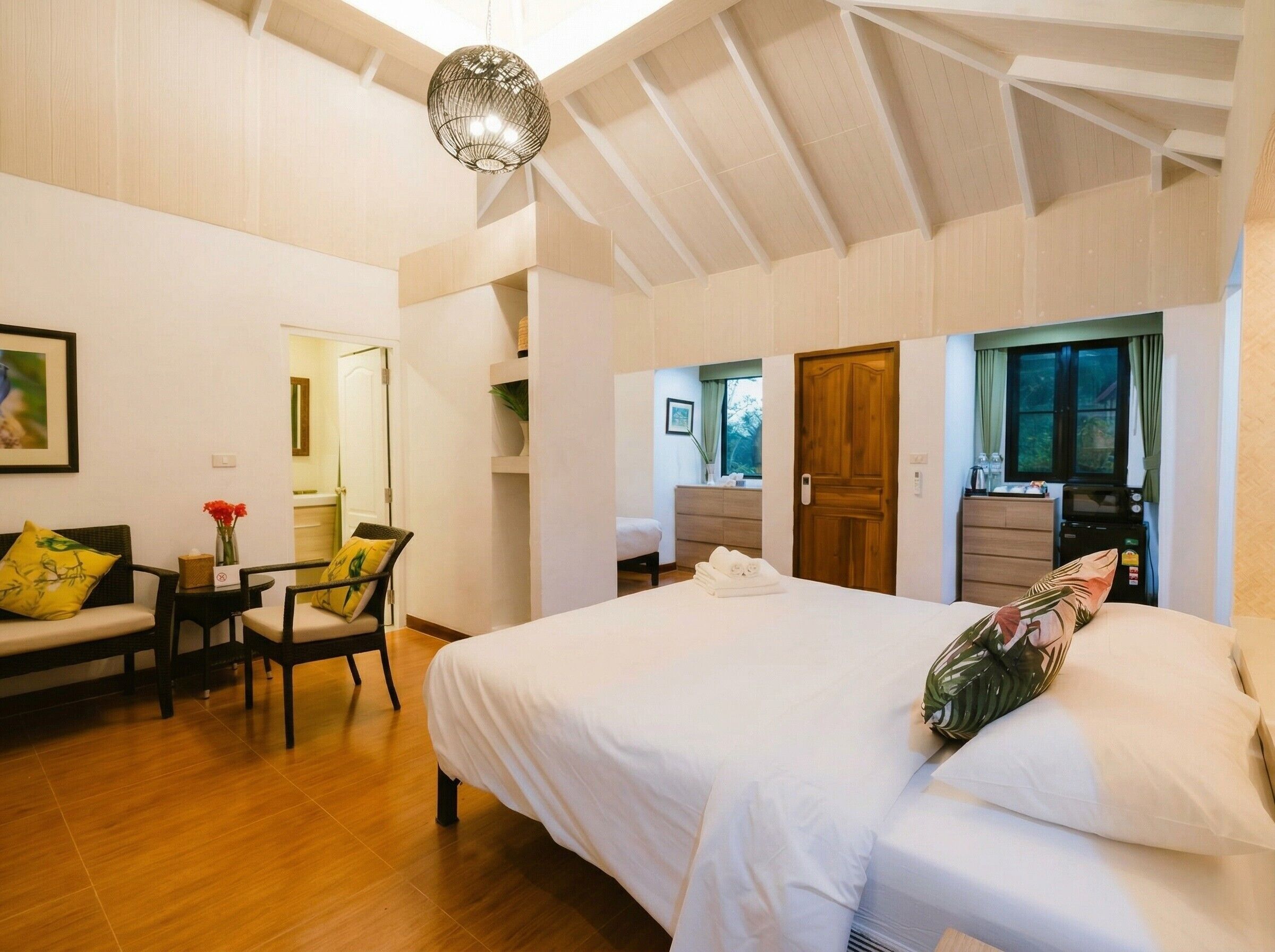 Villa Premium | Escritorio, espacio para trabajar con un portátil, cunas gratuitas
