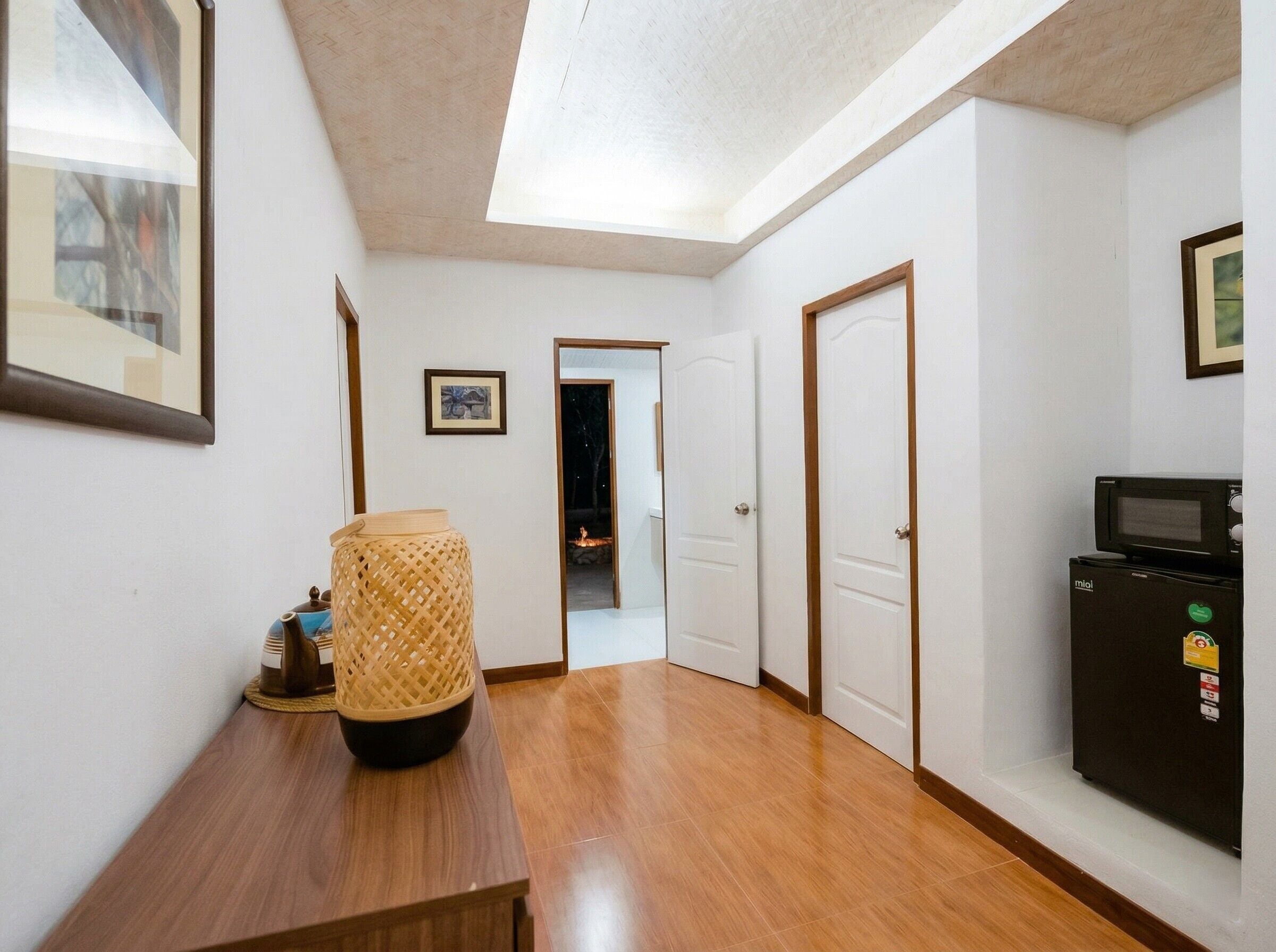 Family Villa, 3 Bedrooms | Desk, laptop workspace, free cribs/infant beds, free WiFi