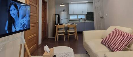 TV LED 40 polegadas com canais a cabo