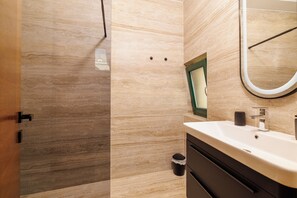 Bathroom - Vrbo Property (Crikvenica)