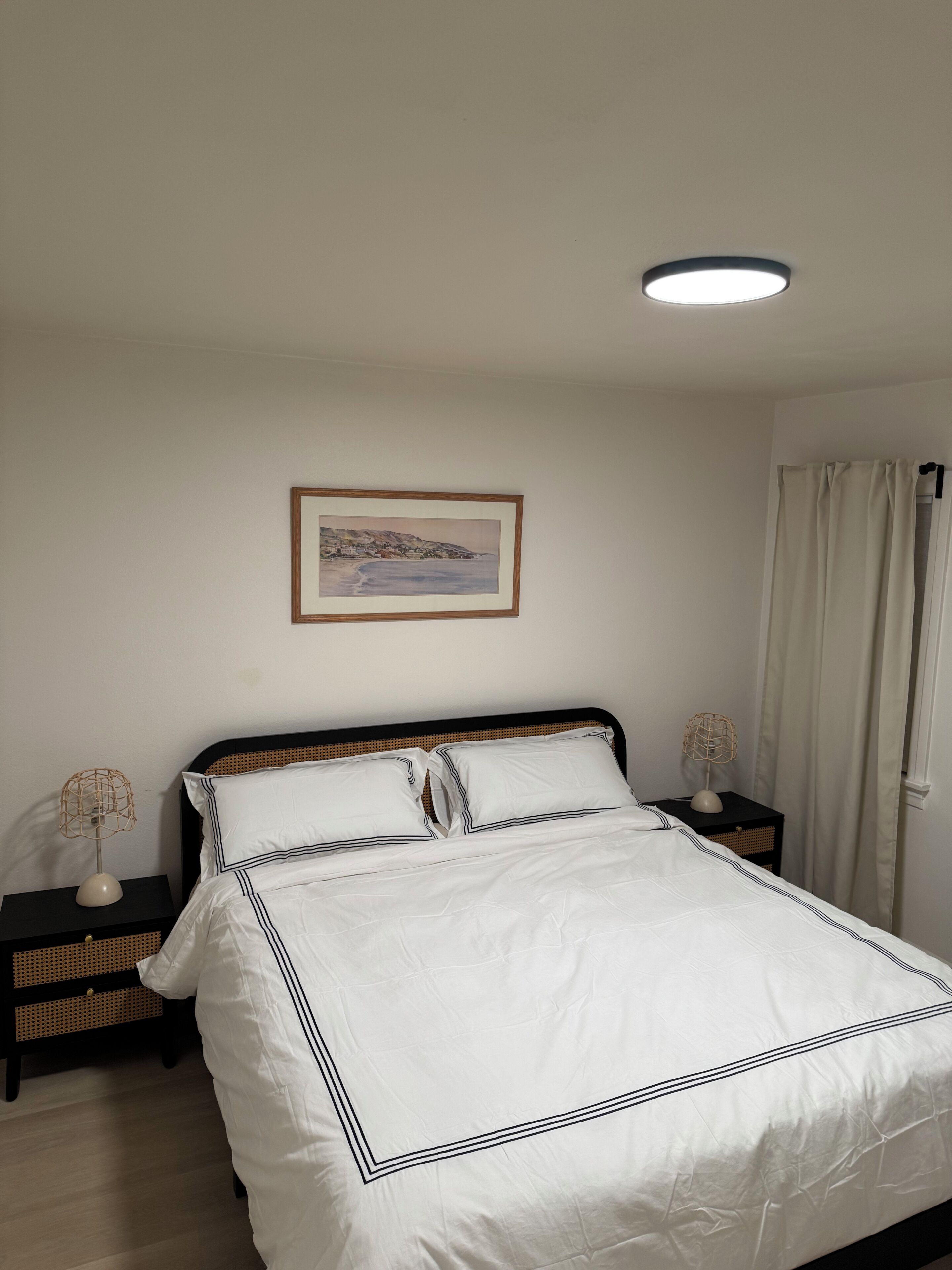 3 chambres, fer et planche à repasser, accès au Wi-Fi (inclus)