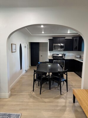 Dining - Wrigley Spanish Bungalow • 3 Bed • 5 Min Downtown (Long Beach)