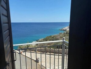 Property grounds - Ticallisti Studios 2 (Kotronas)
