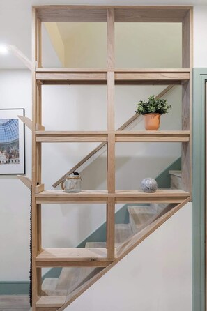 Interior - Magical 3BR/2BA-w/Garden-Clapham (Greater London)