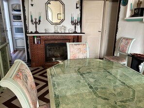 Dining - Vrbo Property (Andernos-les-Bains)