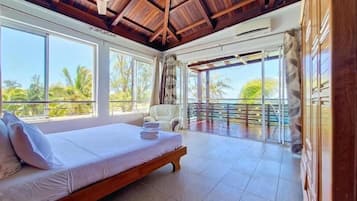 In-room safe, blackout curtains, iron/ironing board, free WiFi