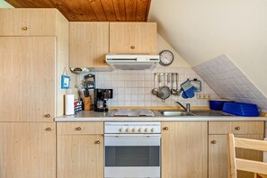 Fridge, microwave, oven, stovetop - Apartment "Seestern" with Wi-Fi (Emmelsbüll-Horsbüll)
