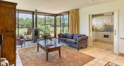 Villa „Greta“ mit Bergblick, privatem Pool und WLAN