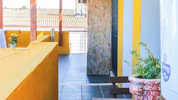 Apartment, 2 Schlafzimmer, Balkon | Speisen im Freien