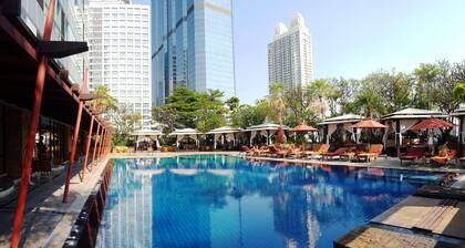 2 Bed Serviced SkyVilla with View