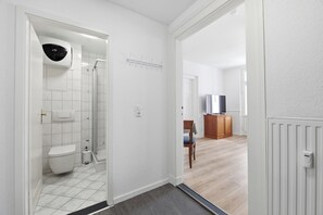 Bathroom - Vrbo Property (Zinnowitz)