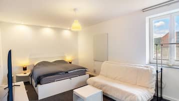 1 bedroom, WiFi, bed sheets