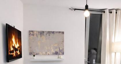 Stylish 2BR Wembley • Balcony • Parking