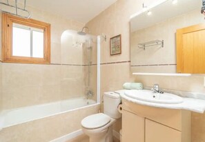 Hair dryer, towels - Apartment Son Baulo Poma (Can Picafort)