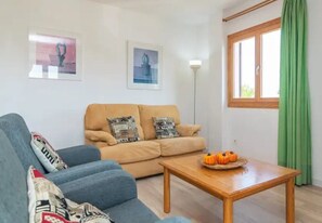 TV - Apartment Son Baulo Poma (Can Picafort)