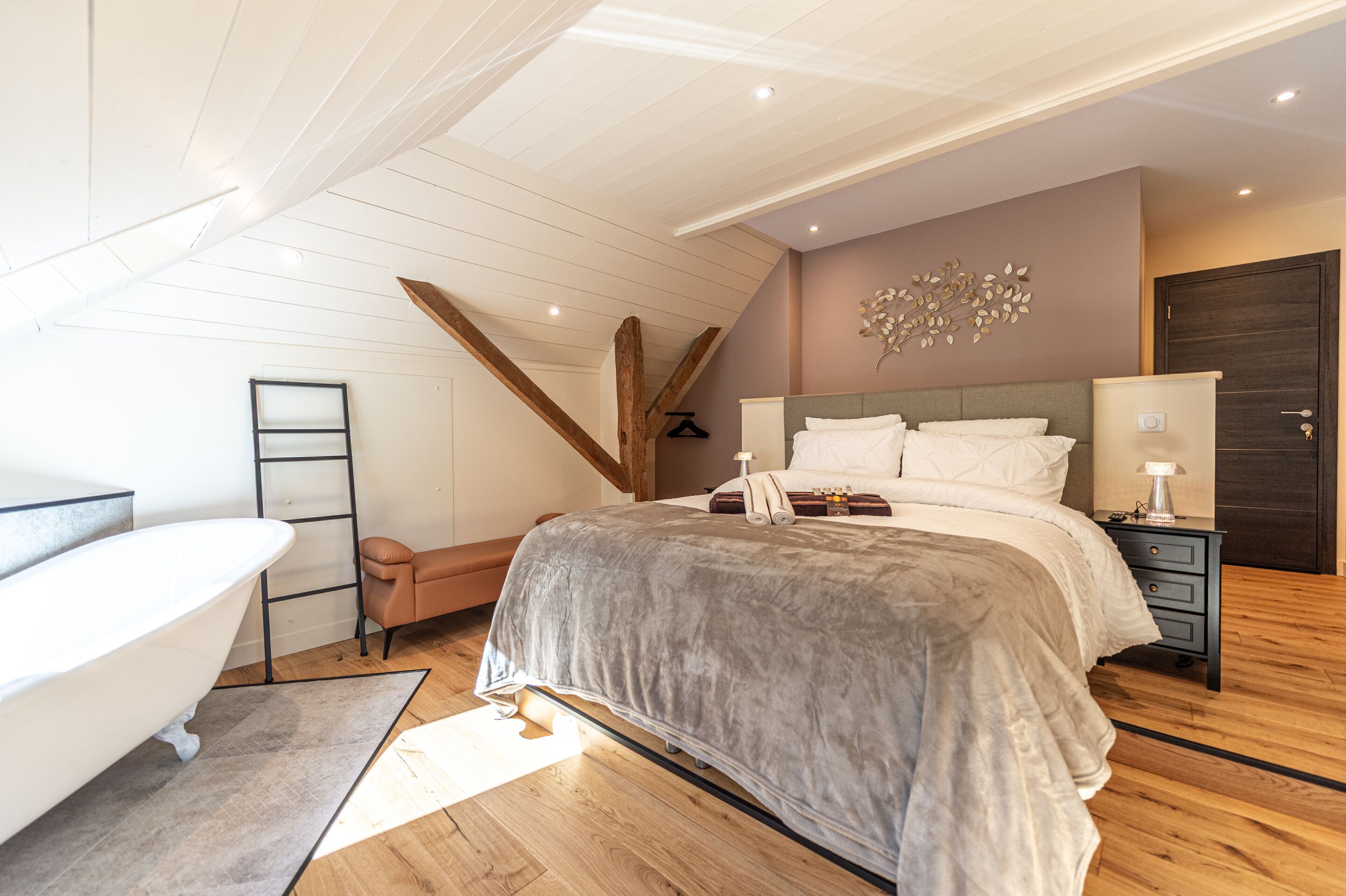 Deluxe Double Room, Ensuite | Blackout curtains, free WiFi