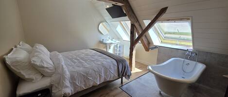 Deluxe Double Room, Ensuite
