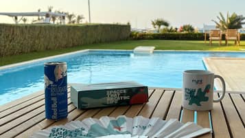 Villa, 5 Bedrooms, Sea View | Pool | Seasonal outdoor pool
